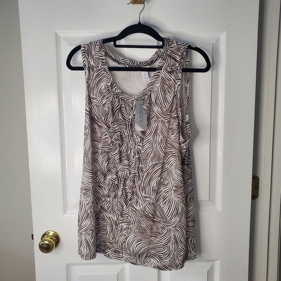 CHICO'S Size 3 RUSTIC SWIRLS RUFFLE FRONT TANK - Picture 2 of 7